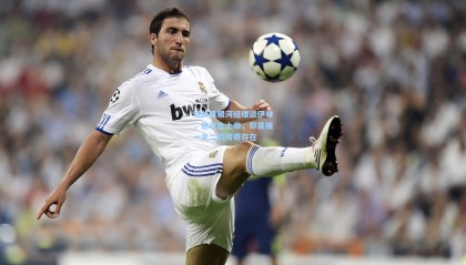 洛杉矶银河经理谈伊布，他自比上帝，却是独一无二的传奇存在