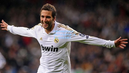 阿莫林详解战术革新，训练方式全面升级，首发名单依状态而定