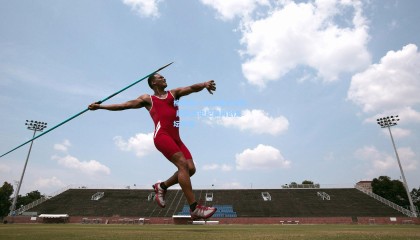 梅西第八次荣膺金球奖 刷新历史纪录再创足坛传奇