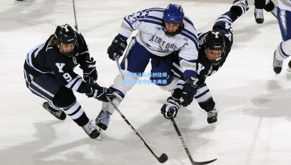 中国游泳队再创佳绩，世锦赛勇夺四金两银