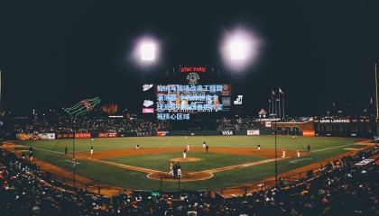 伯纳乌球场改造工程圆满落幕 全新体验向全球游客开放球员更衣室等核心区域